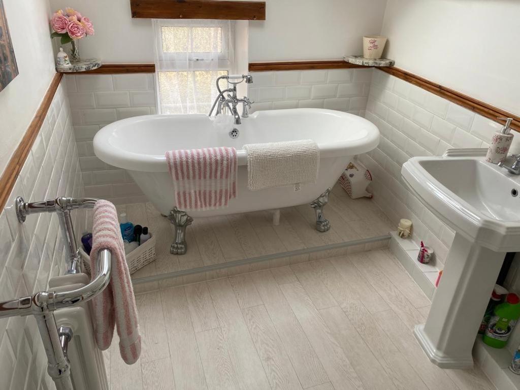 Seaview Cottage Бринлингтон Экстерьер фото